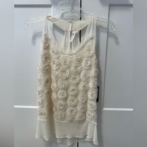 Robbi & Nikki Ivory Floral Rosette Tank Top NWT